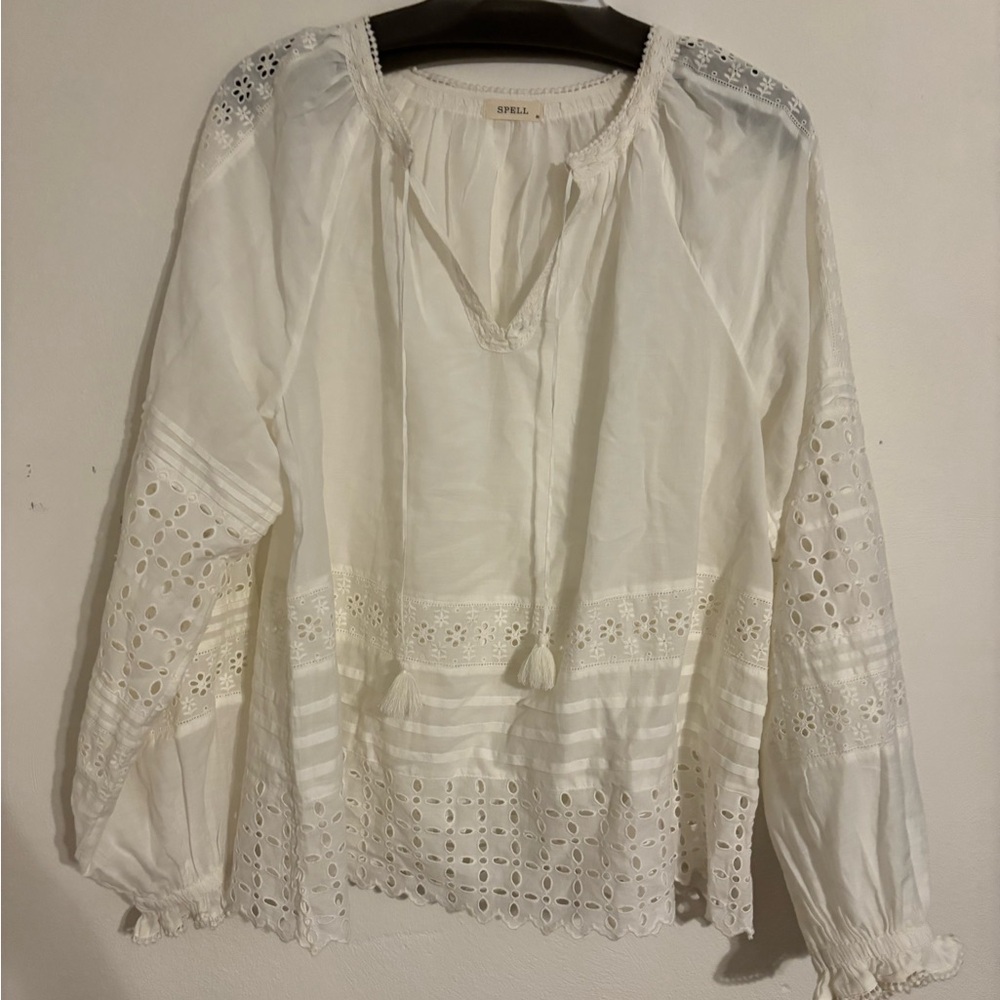 Spell Love in the afternoon lace blouse - Picture 3 of 6